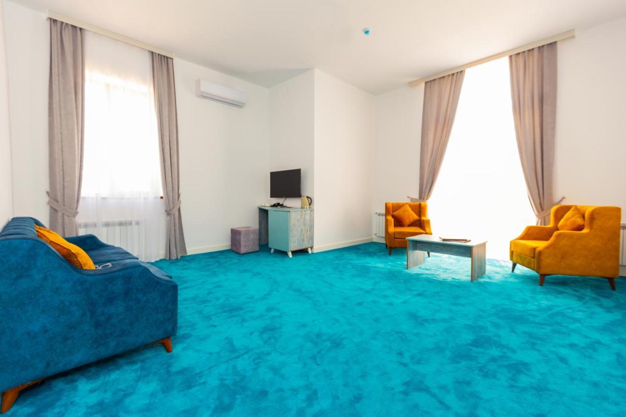 Maricel Astara Resort Hotel Buitenkant foto
