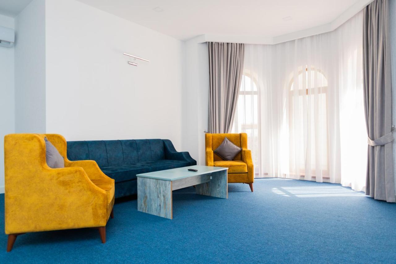Maricel Astara Resort Hotel Buitenkant foto